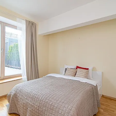 Bright 1 Bdr In Vivid Paupys By Urban Rent Vilnius
