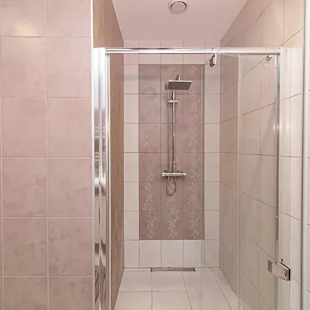 公寓 Bright 1 Bdr In Vivid Paupys By Urban Rent *