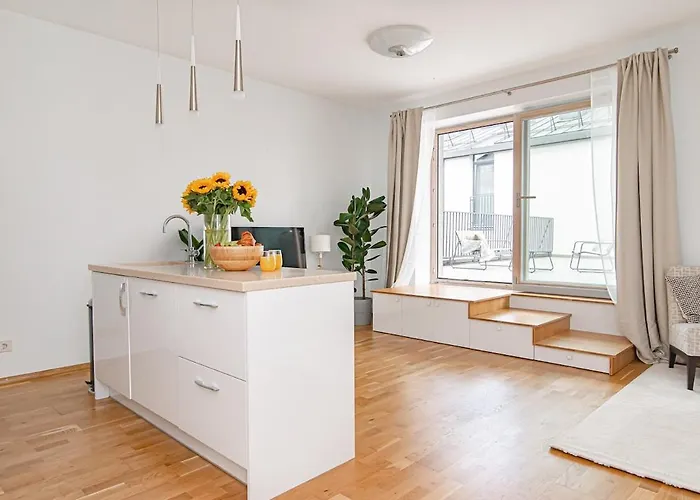 Bright 1 Bdr In Vivid Paupys By Urban Rent Vilnius